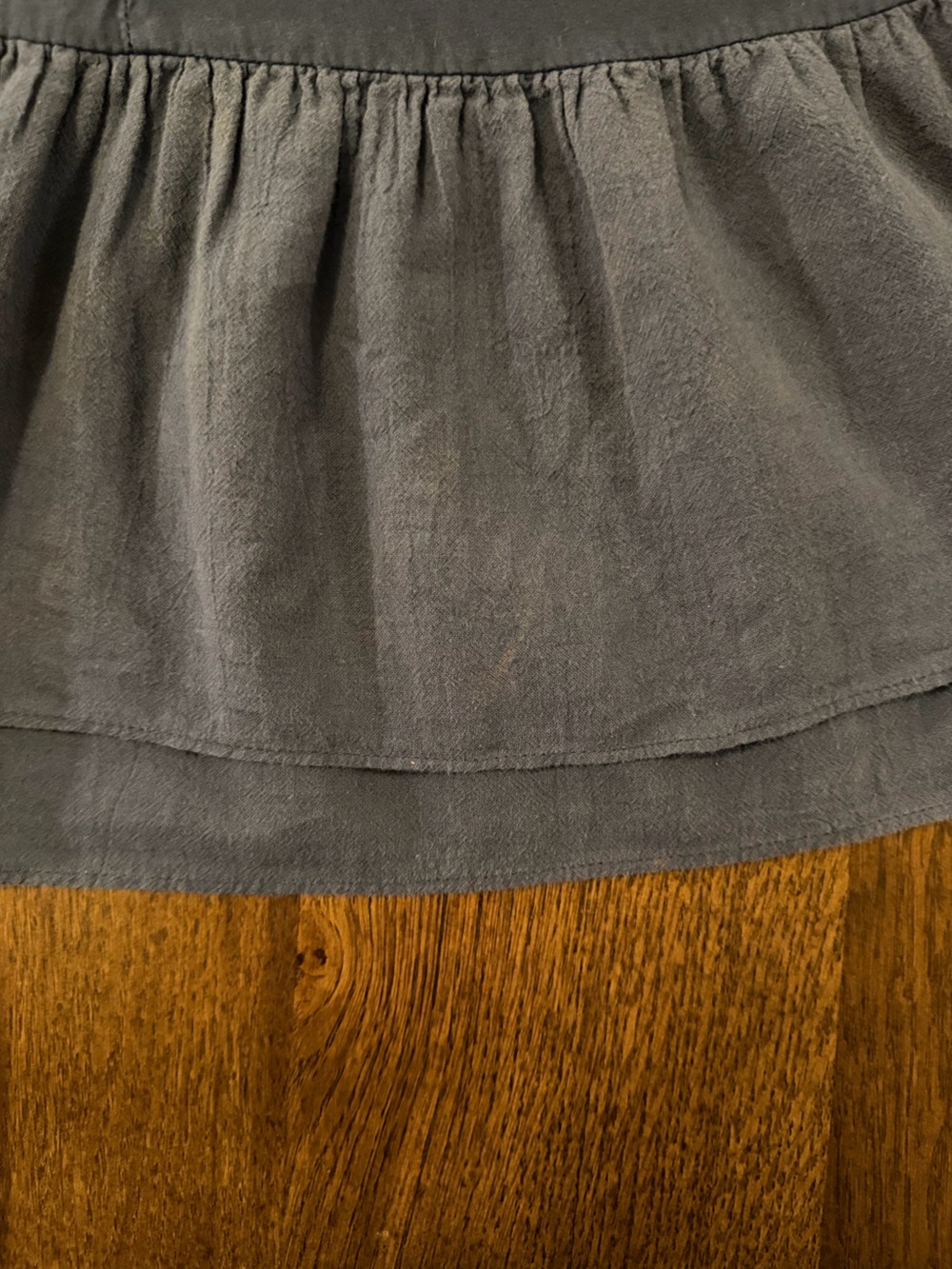 GUESS Ruffled V-Neck Short Sleeve Dress - Dark Navy - Picture 5 of 6